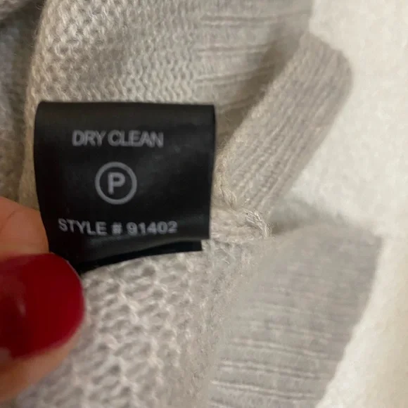 Skull cashmere sleeveless top size s - Picture 6 of 9